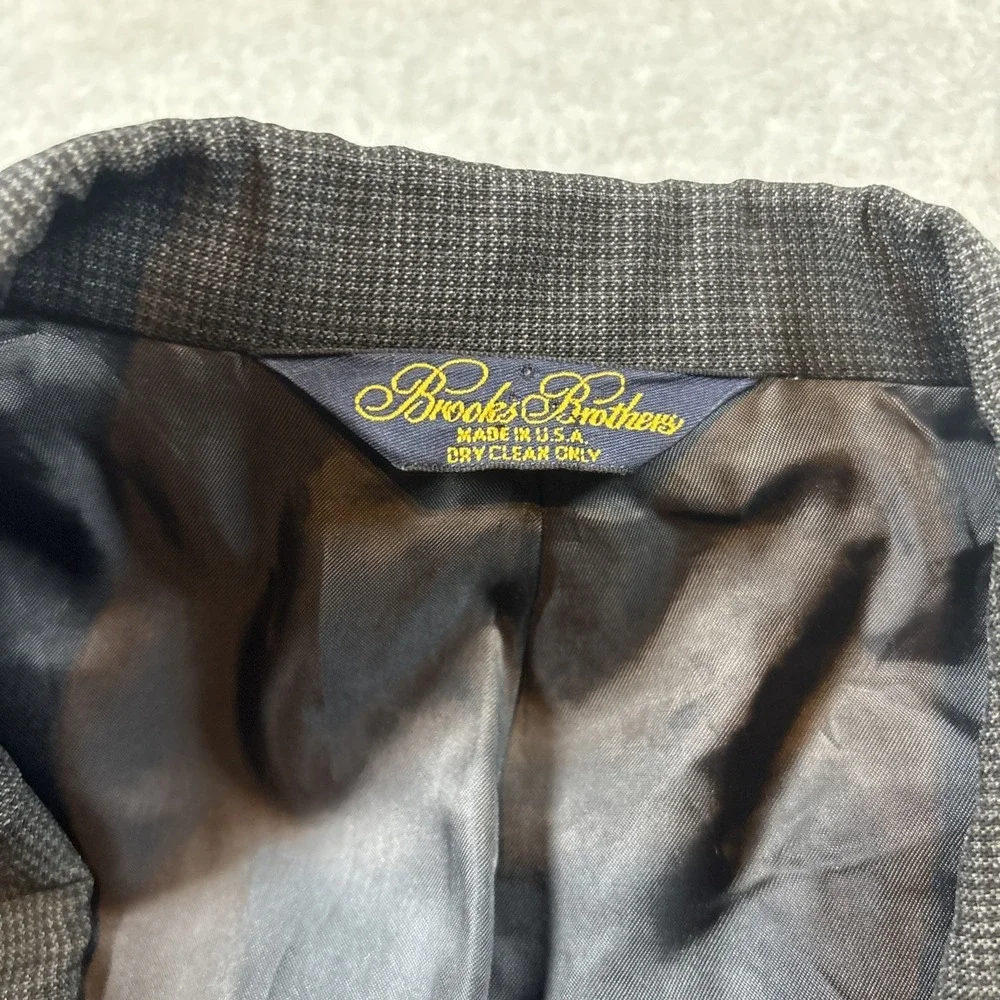 Brooks Brothers 42 R Suit Blazer Jacket Men's Dark Gray Vented W/ Shoulder Pads